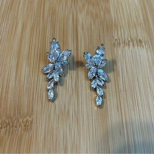 Beautiful silver Earrings perfect for prom or formal